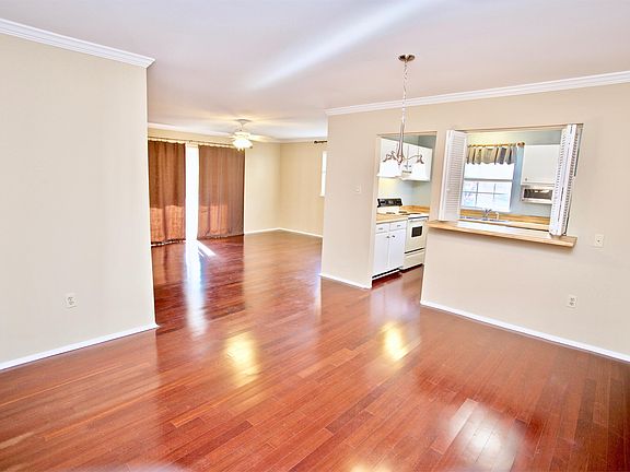 4th image of 925 Cleveland St Unit 1