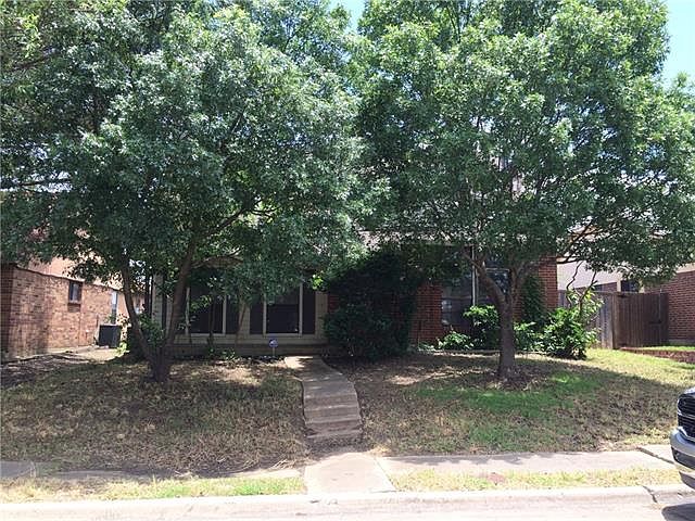 1st image of 4016 O'B Crowe Dr
