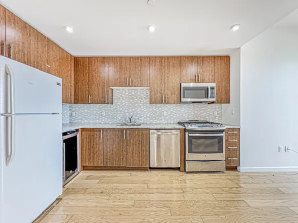 50 Oceana Drive image 8 of 19