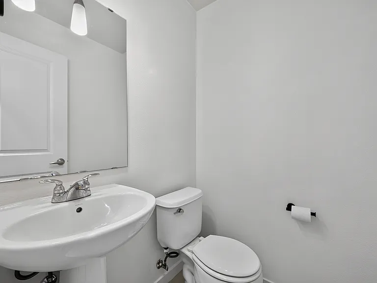 2172 Yakima Ct — Photo 16