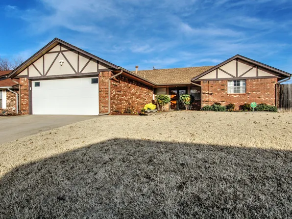 803 S 3rd St, Yukon, OK 73099