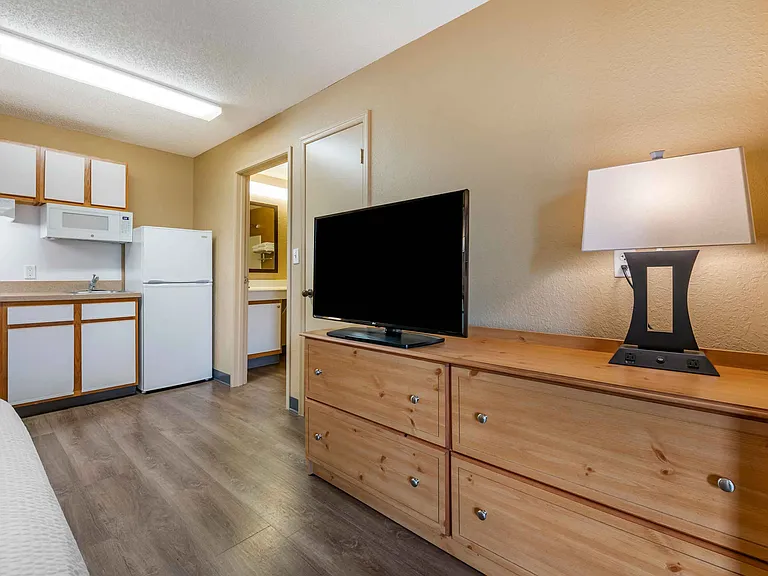 Studio Suite - 1 King Bed