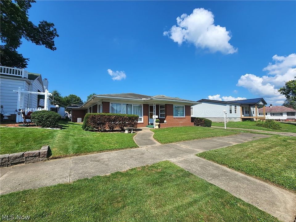 1002 N Main St, Uhrichsville, OH 44683 Zillow