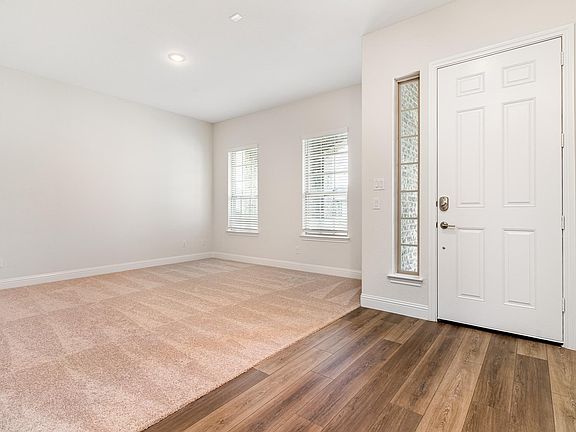 3rd image of 2237 Sheppards Ln