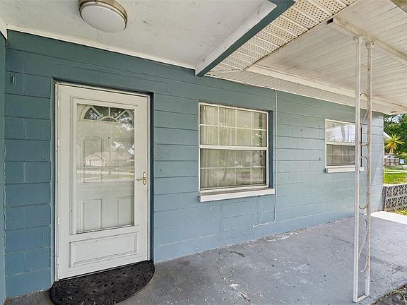 3rd image of 3521 74TH AVENUE N