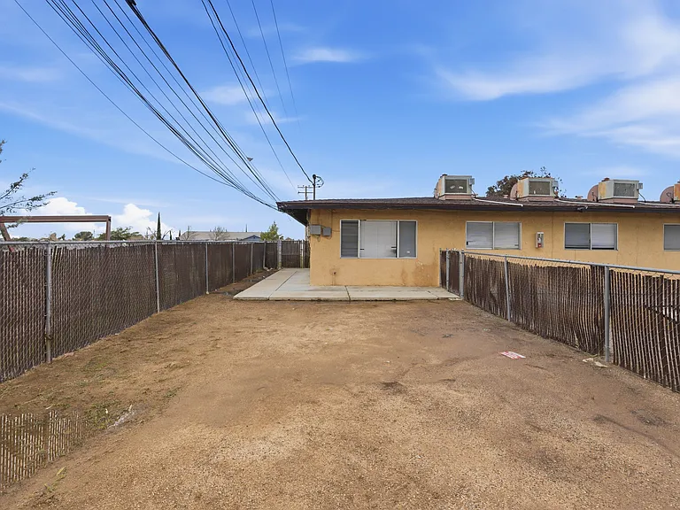 21739 Panoche Rd #C — Photo 1