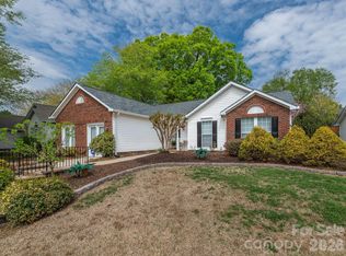 5519 Haybridge Rd, Charlotte, NC 28269