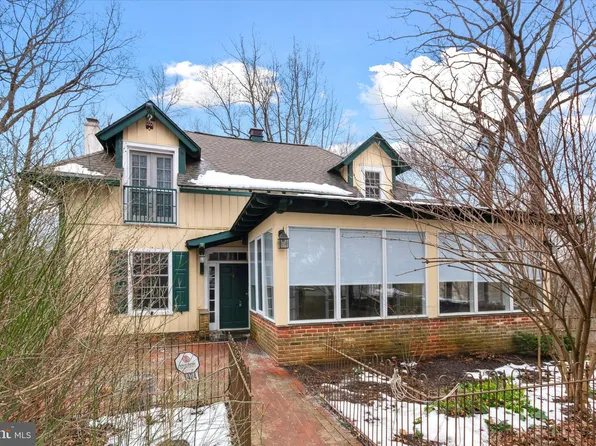 1424 Highland Ave, Downingtown, PA 19335