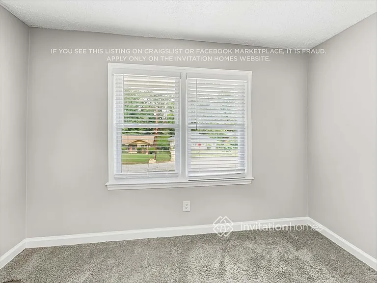 1959 Laurel Ln — Photo 10