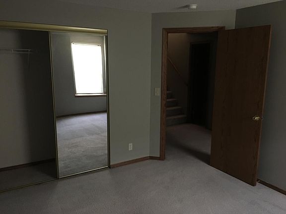 2nd image of 1017 N Cedar Point Cir