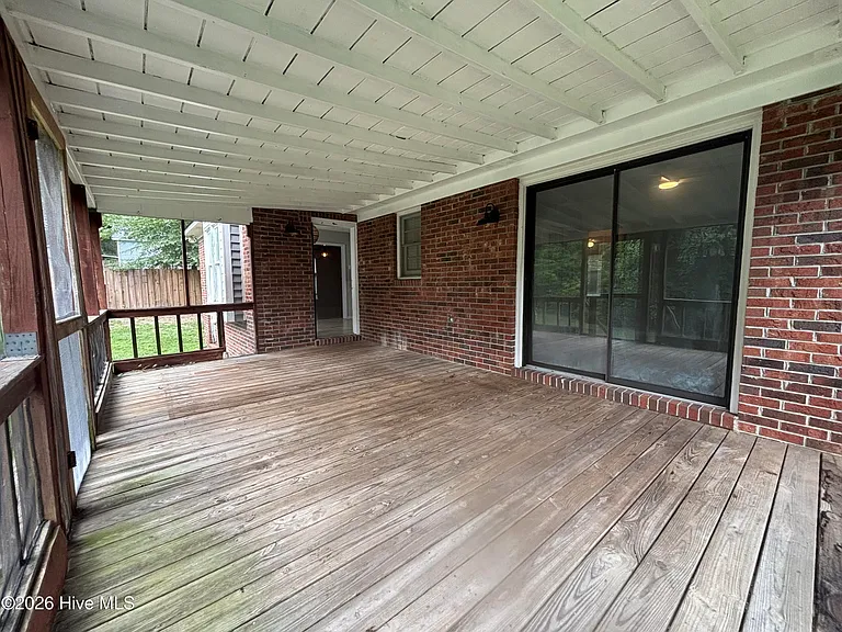 361 Friday Dr — Photo 17