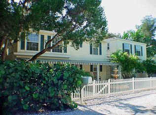 6889 Poinsetta Ave, Longboat Key, FL 34228