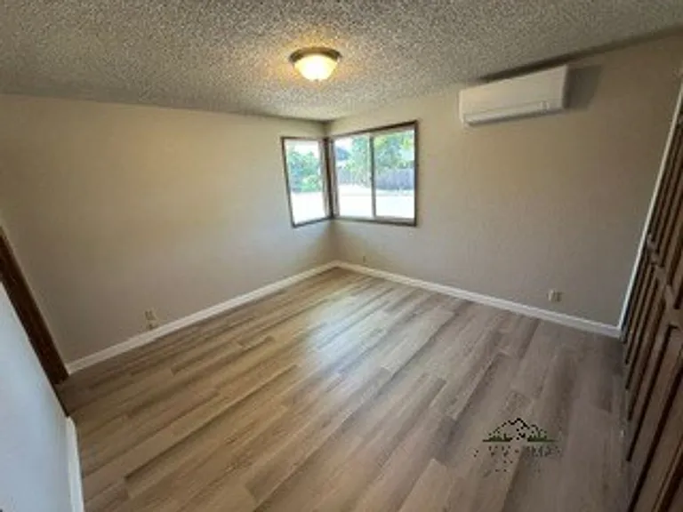 2653 Erin Way — Photo 13