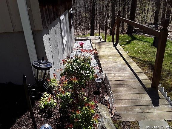 2nd image of 15 Indian Hill Ln