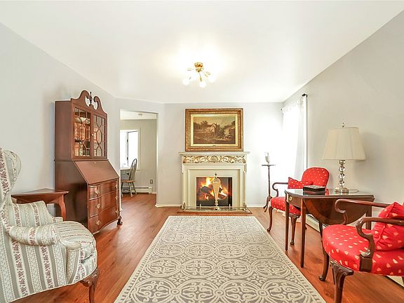 5th image of 34 Osborne Ave