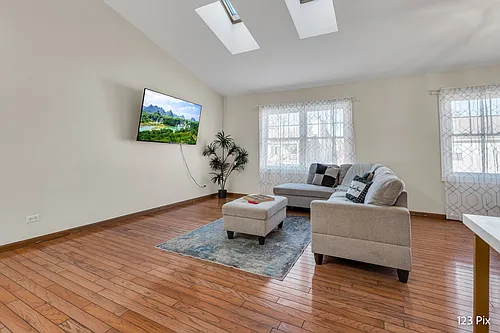 8 Juniper Ct Photo 1