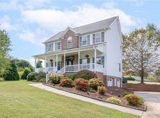 131 Fallingcreek Dr, Advance, NC 27006