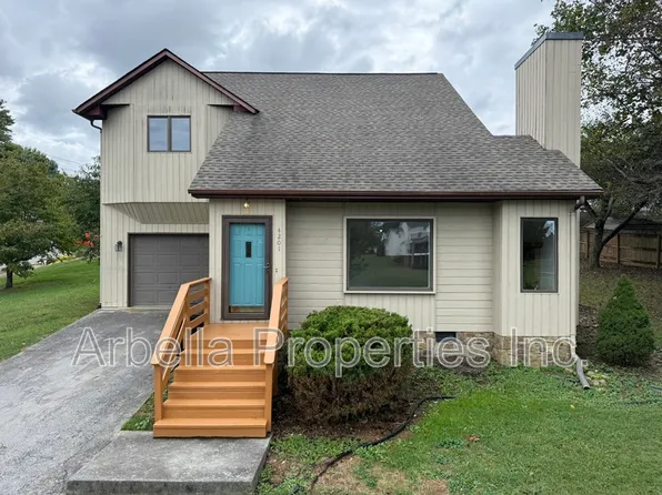 4201 Wayland Blvd, Johnson City, TN 37615