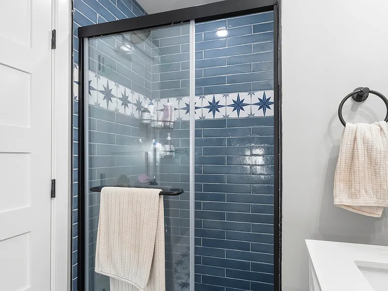 4331 Cresson St — Photo 30