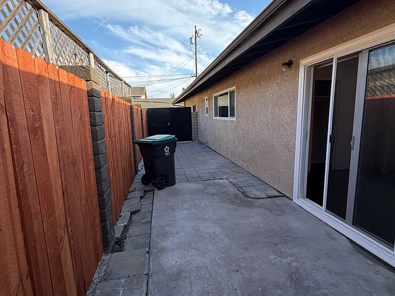 9102 Central Ave #B — Photo 7