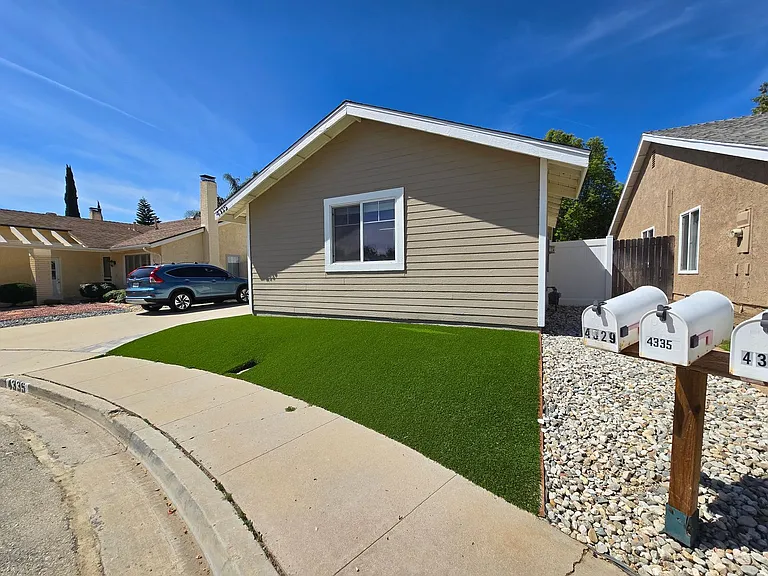 4335 Fireside Ln — Photo 3