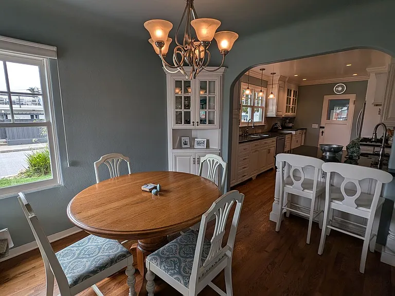 203 Seaview Ave — Photo 6