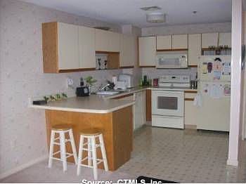 2nd image of 213 Franklin Ave
