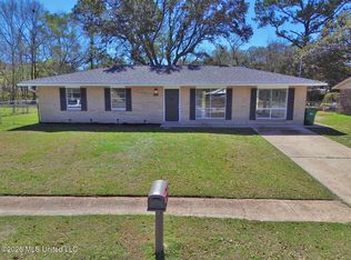 15825 Waycross Dr, Biloxi, MS 39532
