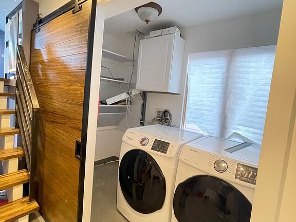 3rd image of 80 Beard St Floor 2