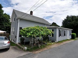 295 Pulaski St, Coventry, RI 02816