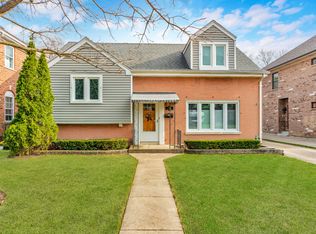 1705 S Vine Ave, Park Ridge, IL 60068