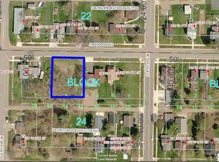 4 West St, Washburn, WI 54891