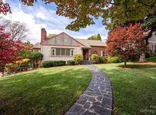 68 Edgelawn Rd, Asheville, NC 28804