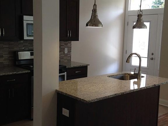 2nd image of 264 Union St APT 1