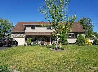 108 Monticello Dr, Cinnaminson, NJ 08077