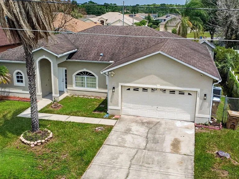 121 Aurelia Ct — Photo 53