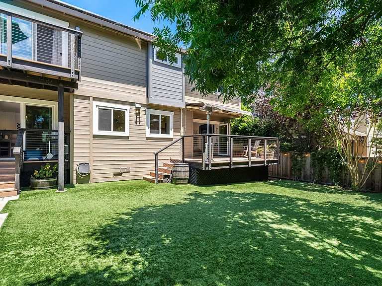 70 Mariani Ct — Photo 47