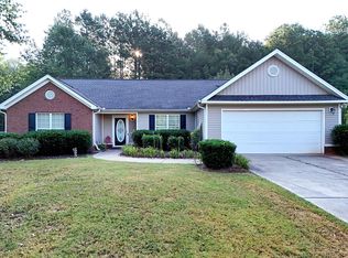 1417 Faith Dr, Winder, GA 30680