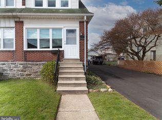 920 Oakmont St, Philadelphia, PA 19111