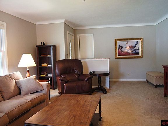 3rd image of 335 N Highland Ave