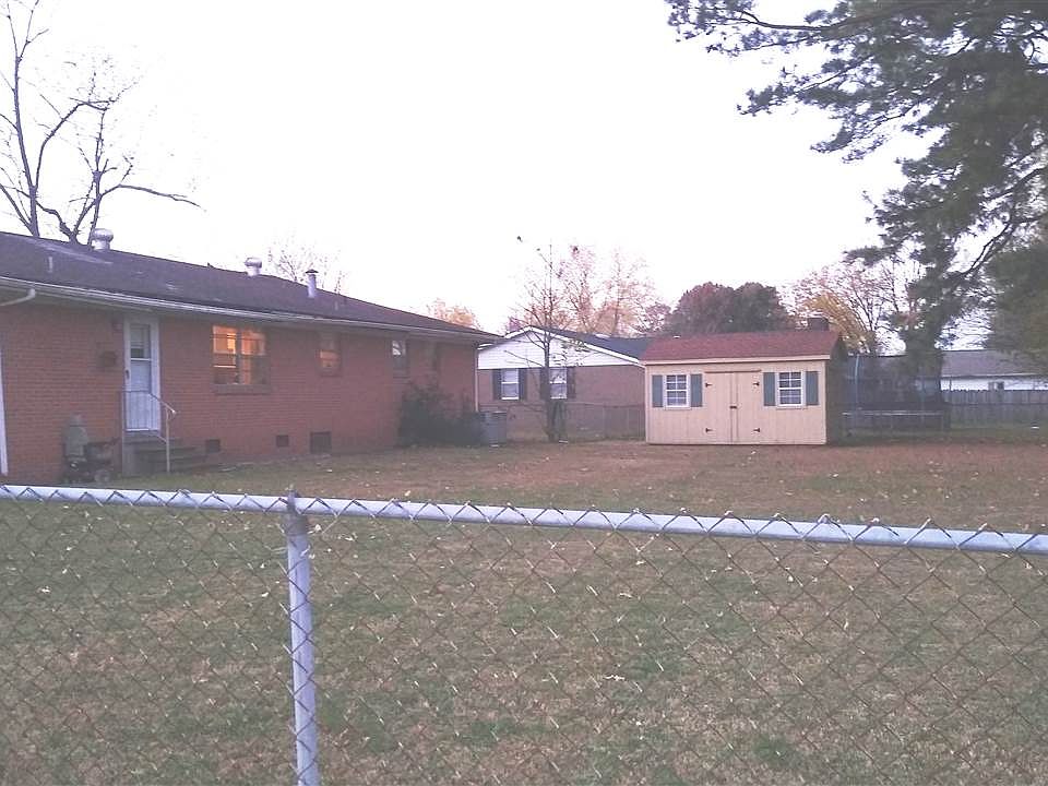 2nd image of 1802 William Cody Rd