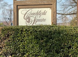 Coachlight Square, Bridgeport, CT 06606
