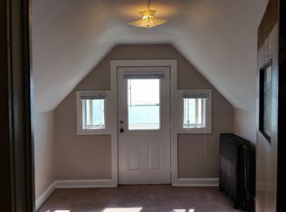 712 E 1st St #4, Duluth, MN 55805