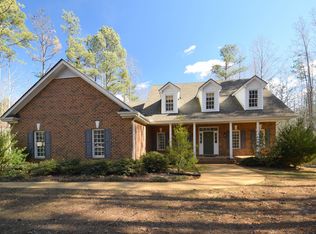 2870 Maple Grove Ln, Powhatan, VA 23139