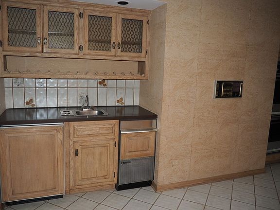 5th image of 9695 S Kean Ave #1