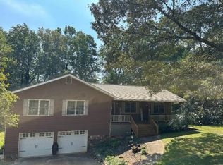 313 Chattahoochee Way, Woodstock, GA 30188