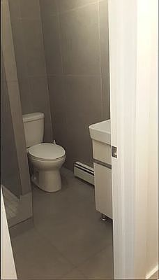 5th image of 1285 Jefferson Ave APT 3