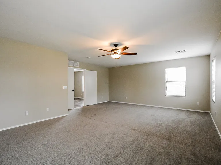 15331 W Cameron Cir — Photo 9