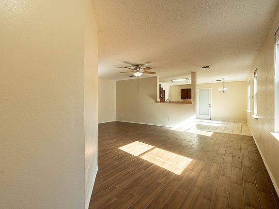 5th image of 1316 Scenic Hills Dr