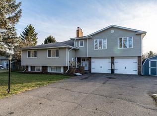 9793 Dickenson Rd W, Hamilton, ON L0R1W0
